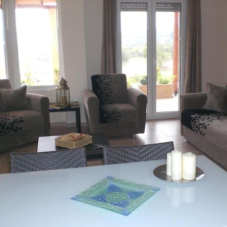 Wonderful Villa With Great View In Posidi-Kalandra Eksteriør billede